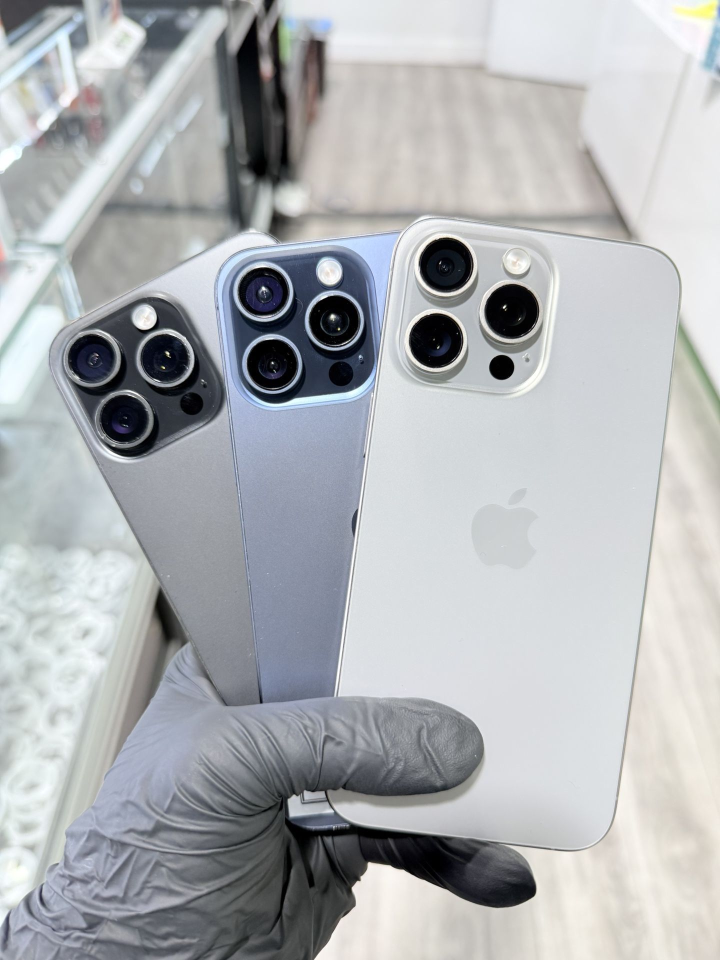 iPhone 15 Pro Max Unlocked 256GB $60 Down