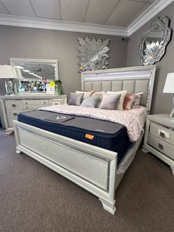 4 PC KING BEDROOM SET