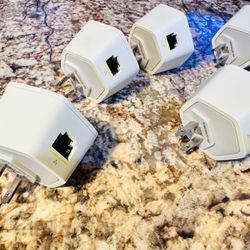 XFINITY PODS WIFI EXTENDERS