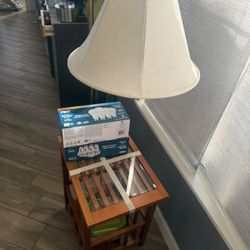 Table Lamp With Light Bulbs 