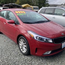 2017 Kia Forte,  Lo Miles