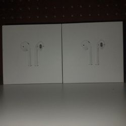 2 Apple Airpod Gen 2 Headphones 