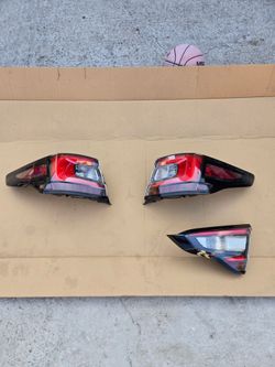 2020-2021-2022 subaru outback tail light