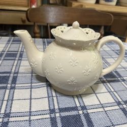 Cream Lace Fine Porcelain Teapot Skye McGhie