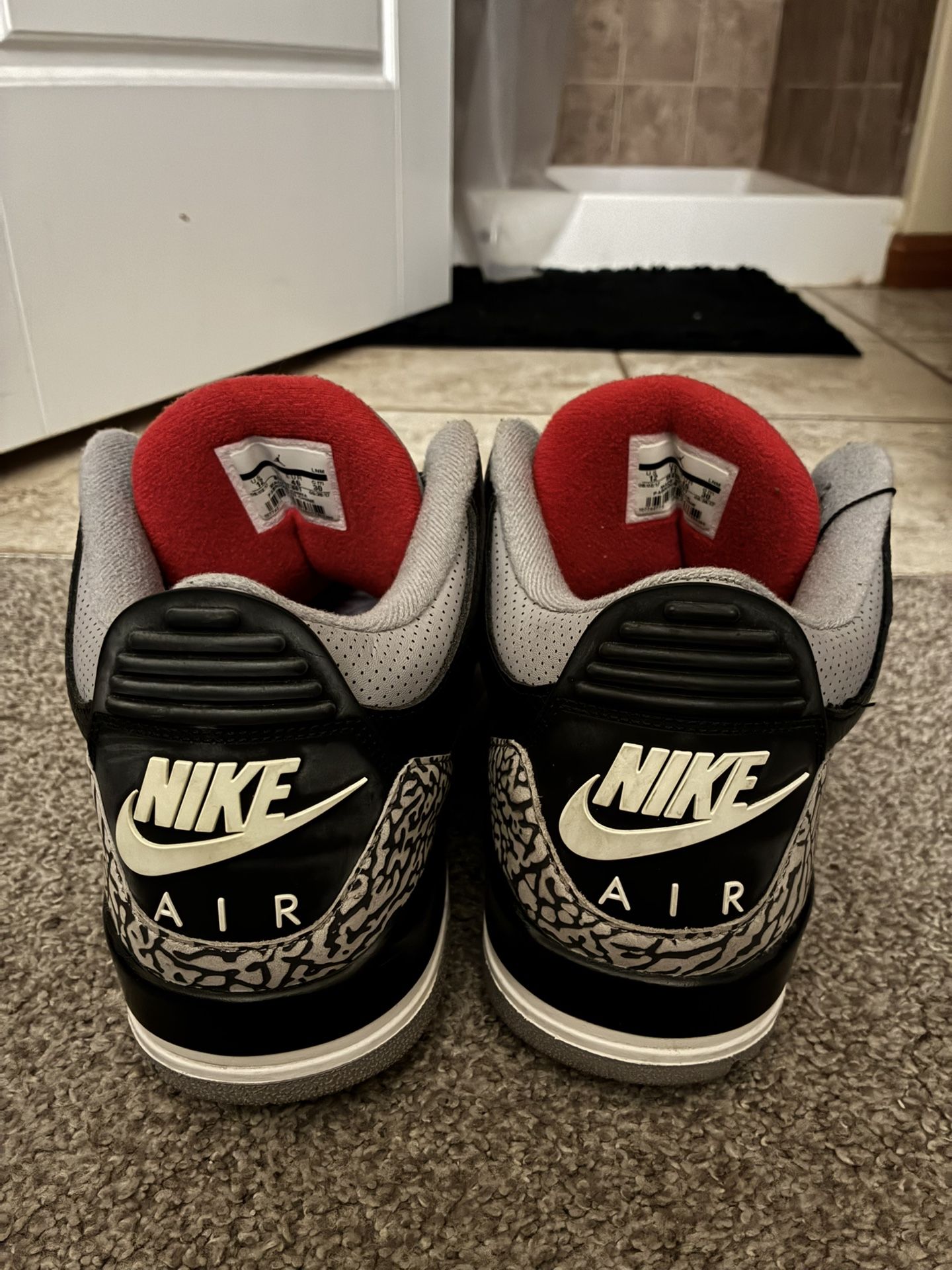 Air jordan black cement 3 2018