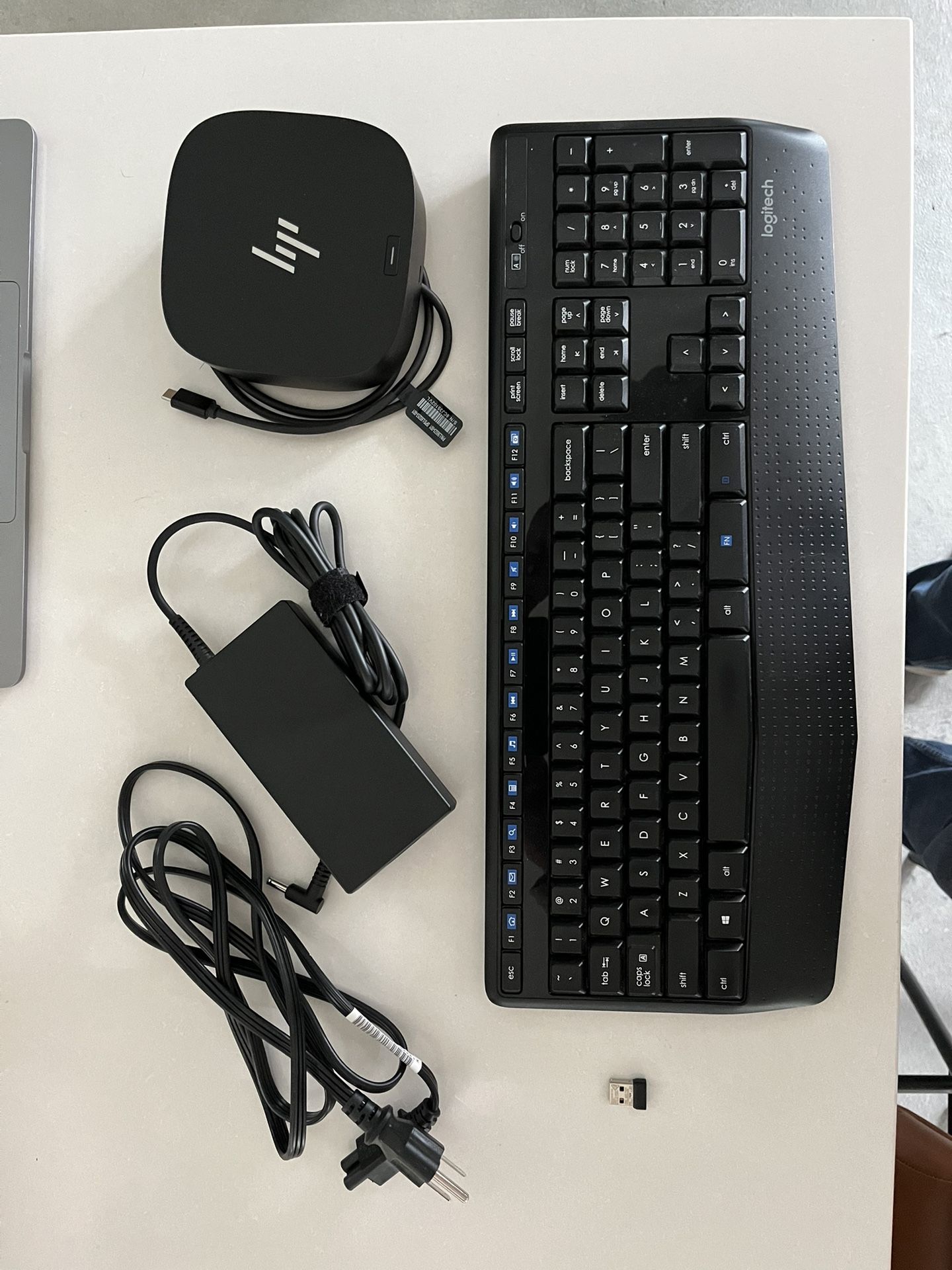 HP G5 Docking Station + Bluetooth Keyboard