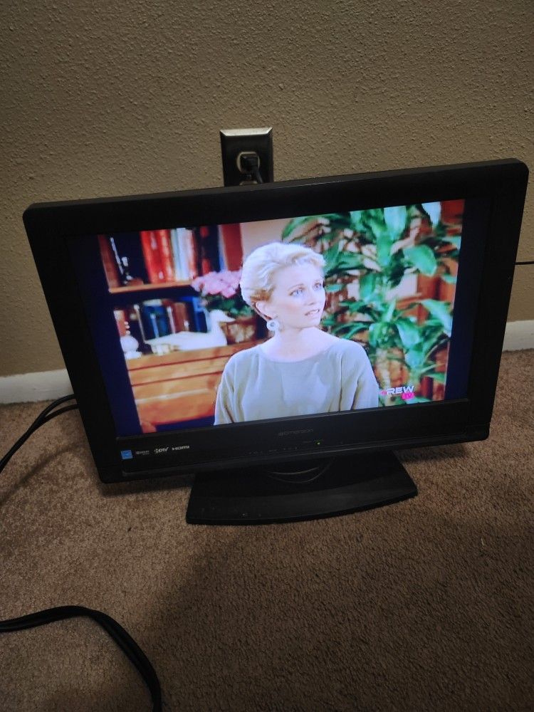 19 Inch Emerson TV