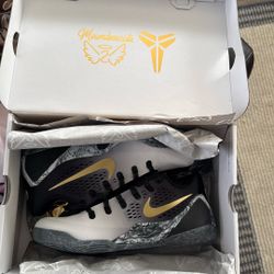 Kobe’s Size 9.5