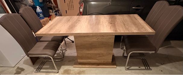 Dining table with 4 chairs
