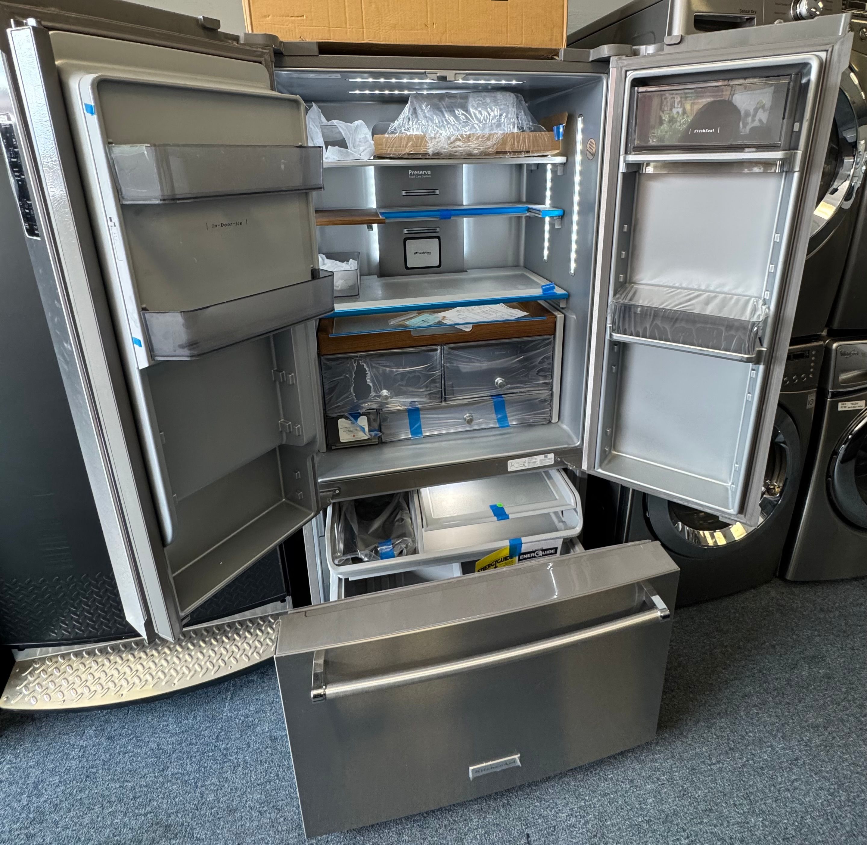KITCHEN AID FRENCH DOOR REFRIGERATOR!!! MAKE OFFER
