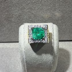 Gold Emerald Ring 