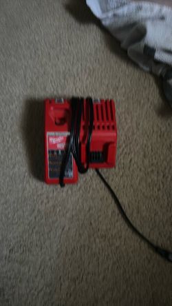 Battery charger millwake
