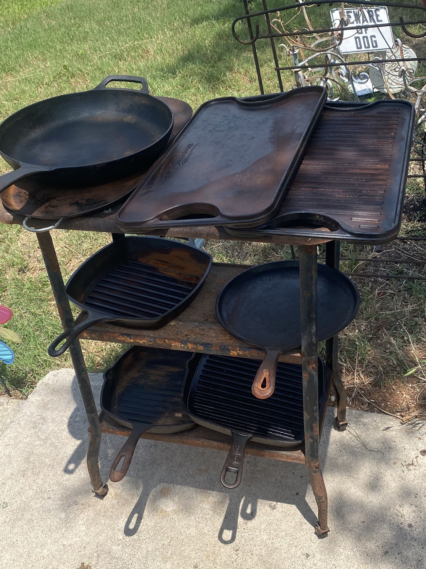 Vintage Cast Iron Griddle Skillet Pot Pan Lodge Cossinaware Bobby Flay