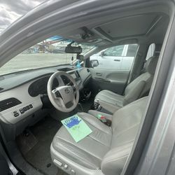 2013 Toyota Sienna