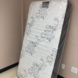 Deluxe Brand Twin Size 