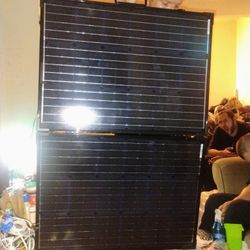 Renogy 20 amp Portable Solar panel 