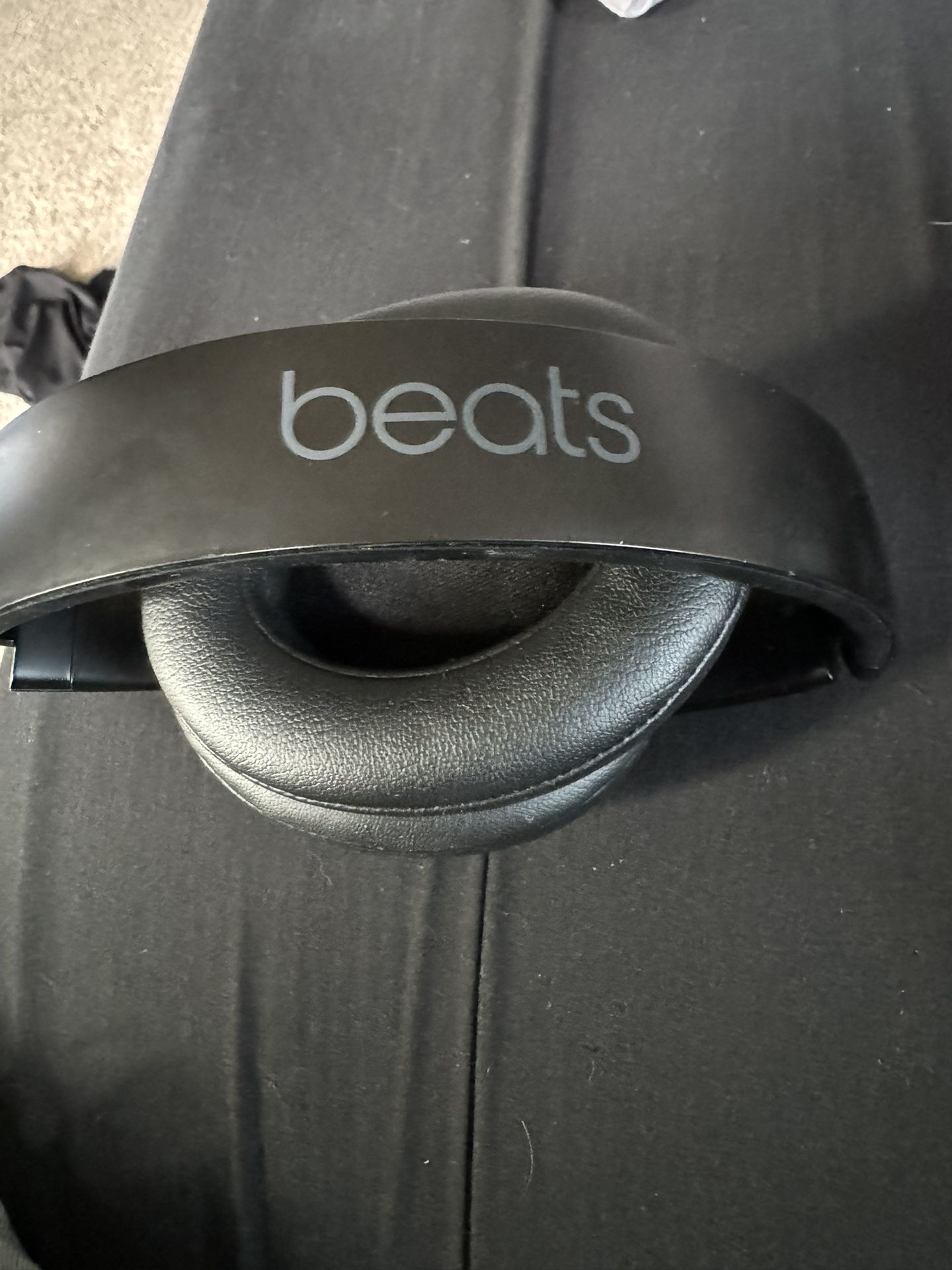 Beats studio 3s