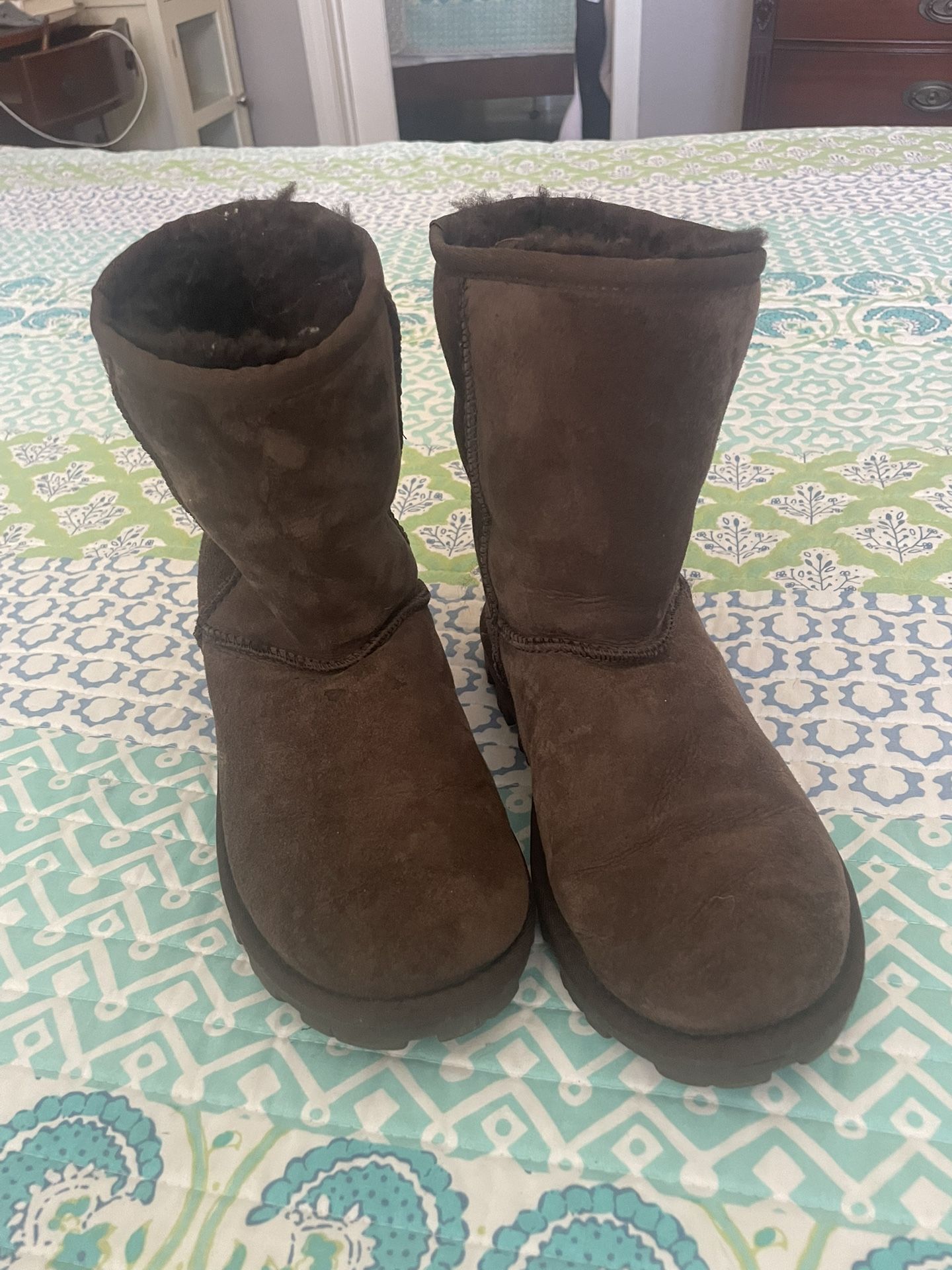Brown Ugg Boots Size 6