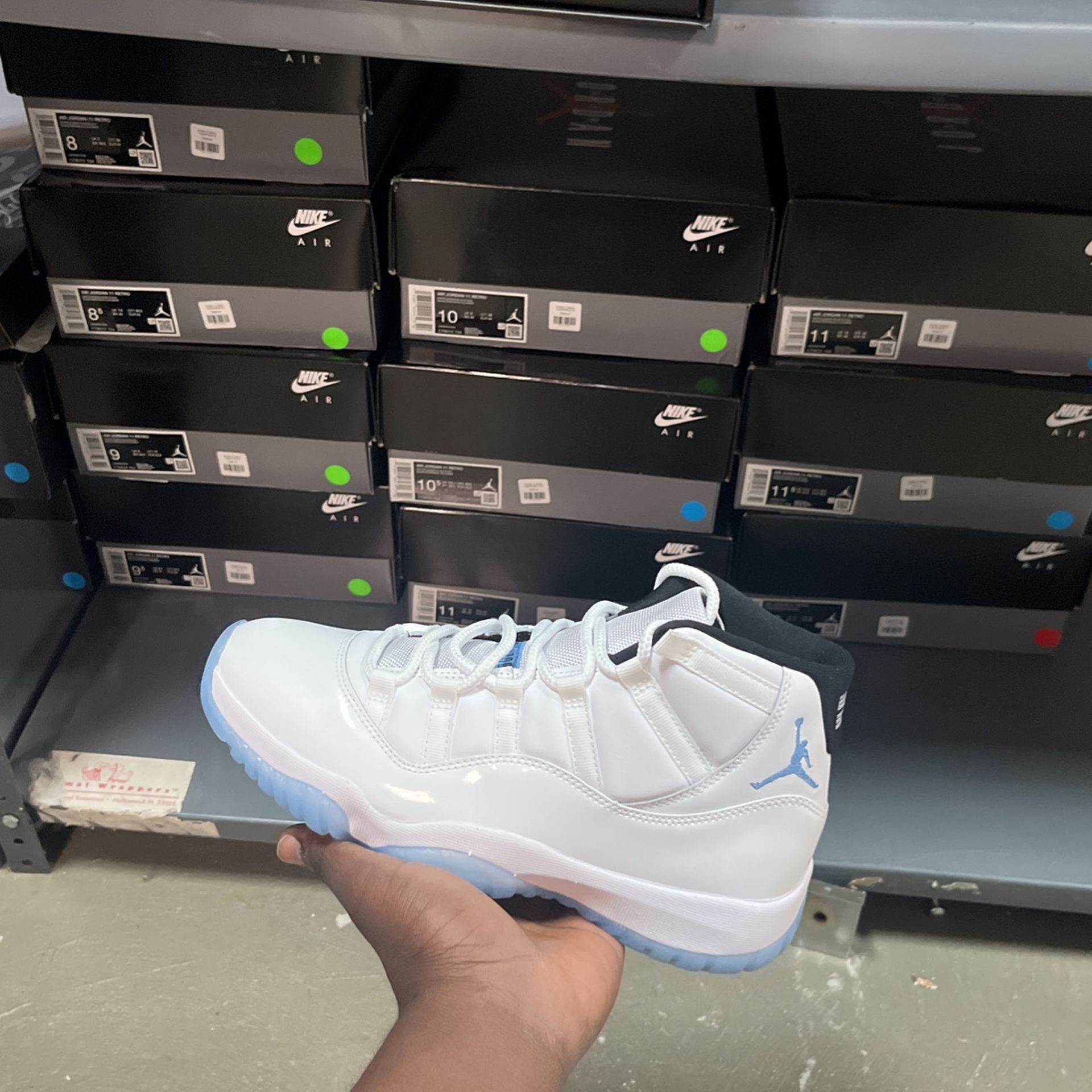 Jordan Retro 11 Legend Blue