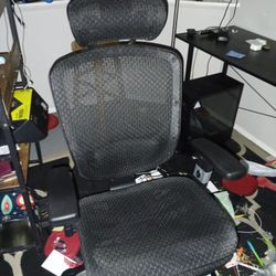 Gaming office chair 
