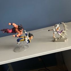 Goku and Vegeta Figurine + Luffy Figurine 