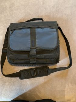 Targus Laptop Messenger Bag (15.6”)