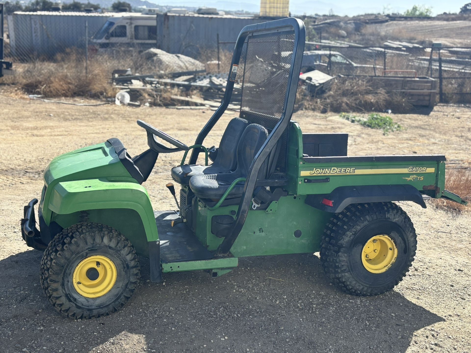 2001 John Deere Gator TS – $1,400 (Perris, CA)
