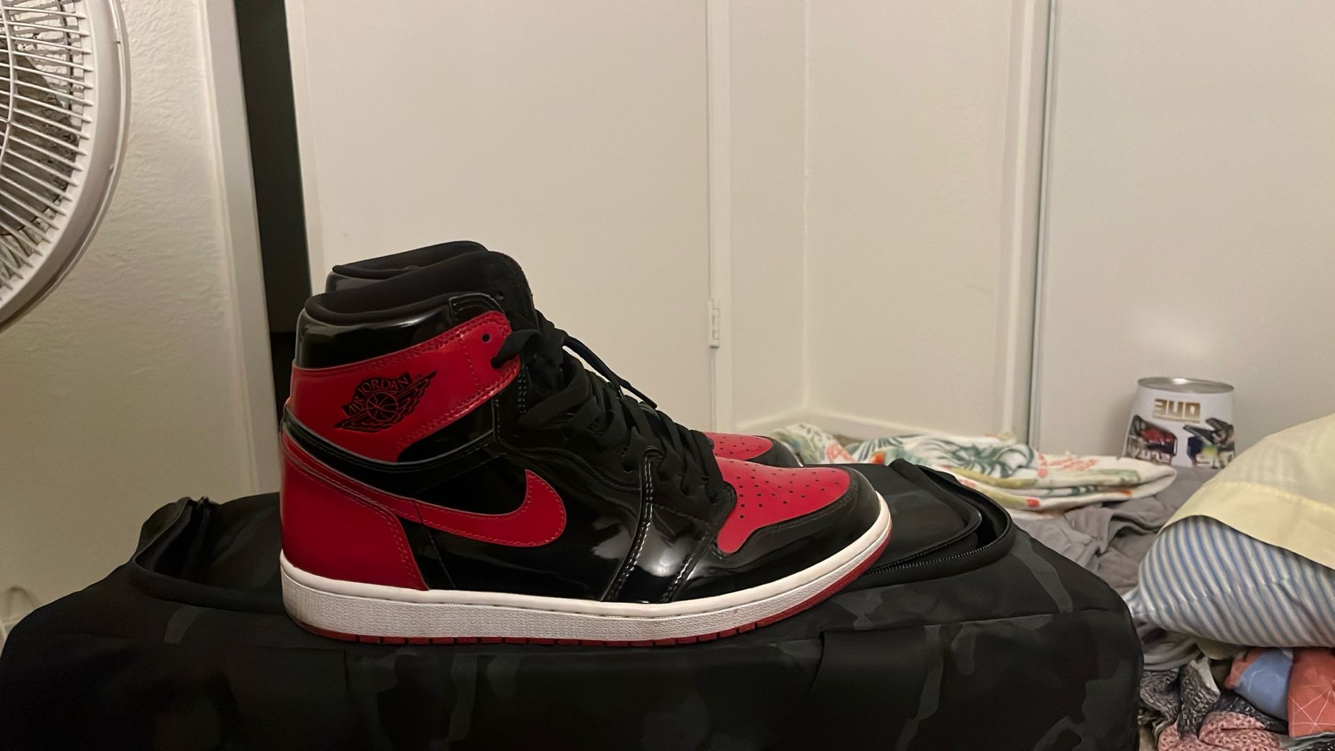 Air Jordan 1 Retro High OG Patent Bred 7