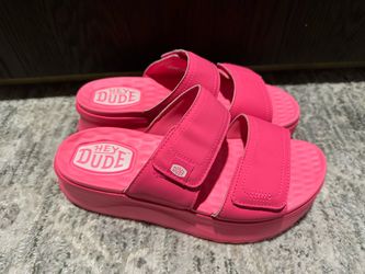 Pink platform Hey Dude