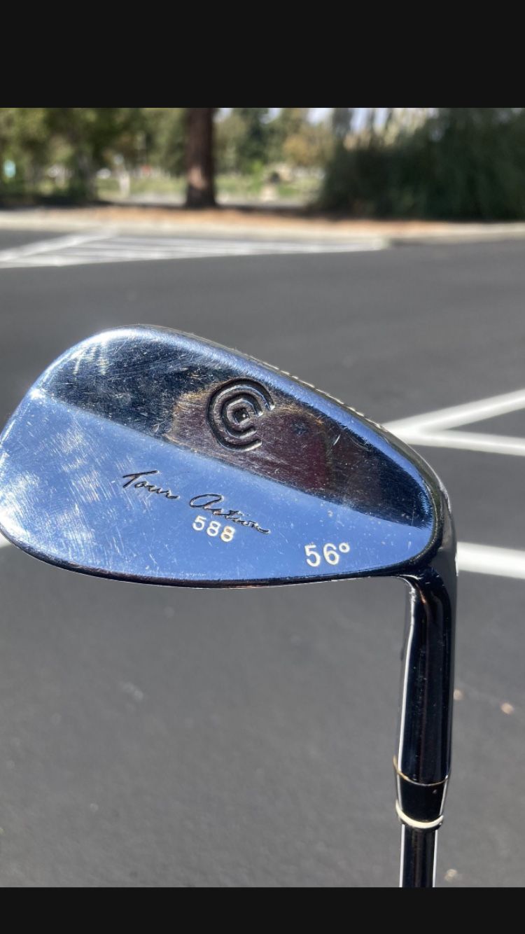 Cleveland Sand Wedge
