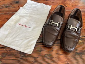 Salvatore Ferragamo Gancini Loafers in size 8.5 D