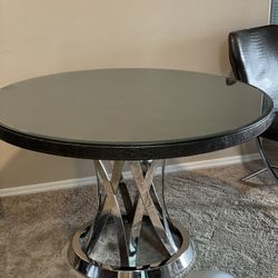 Table With 4 Chairs