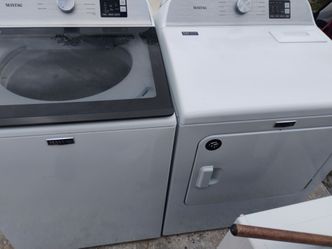 Maytag Washer and Dryer Set