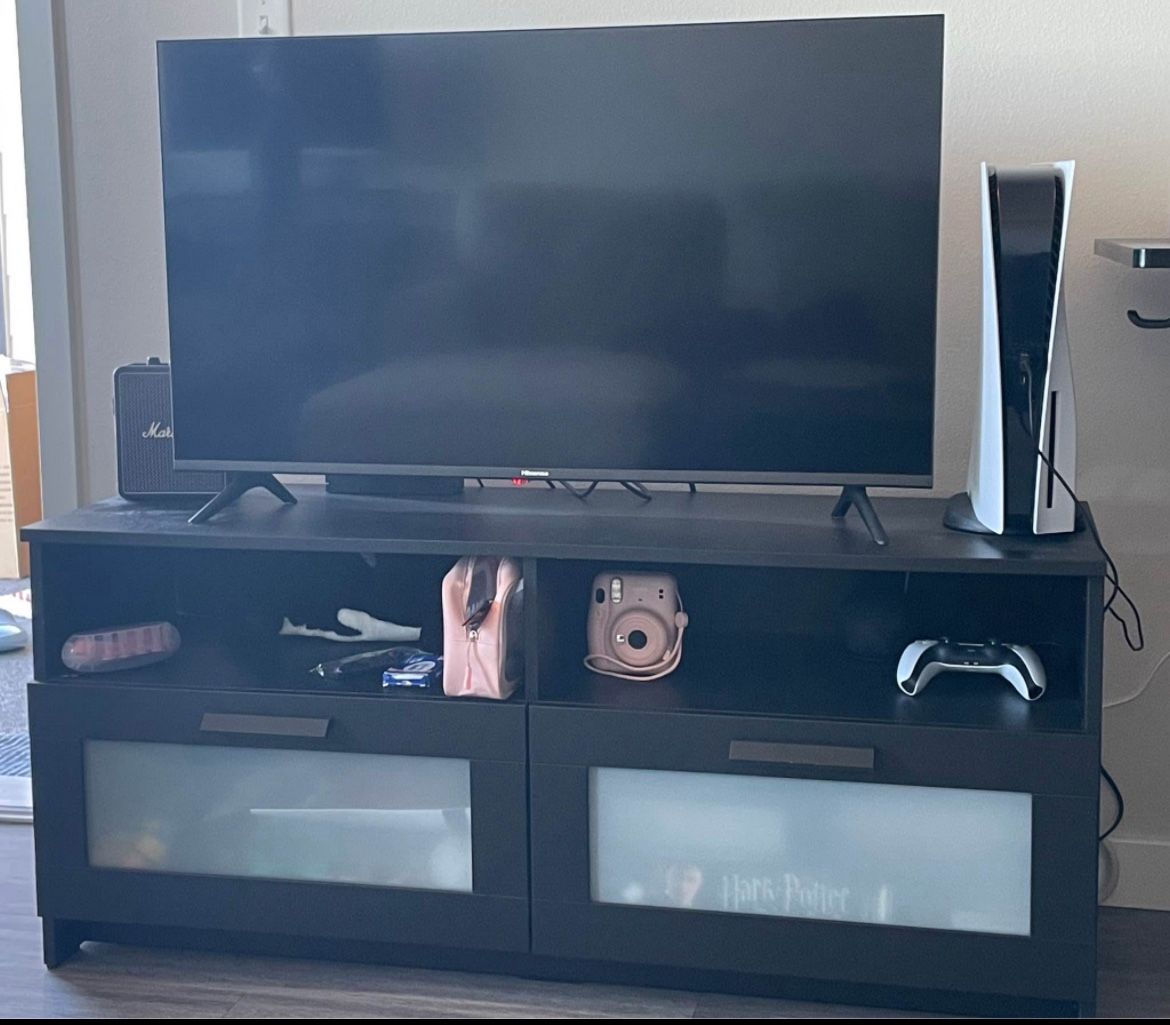 40” Hisense Android Smart TV + IKEA Stand – Full Setup!