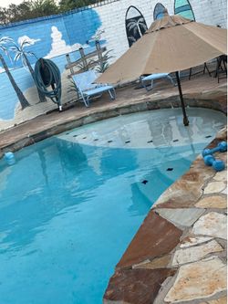 Patio umbrella Huge 12 foot heavy duty