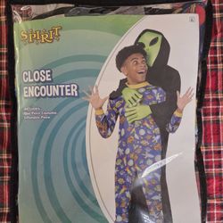 Kids Halloween Costume, Wore One Time This Year, "Close Encounter"