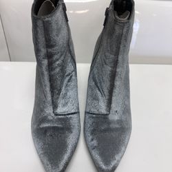 ALDO  Women Boots- USED-Good Condition- $20 Pick up Price Only- No Less- Size 9 No Menos 