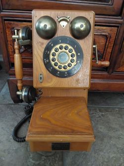 Decrotive phone
