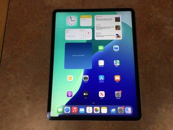 iPad Pro 12.9" 3rd Gen 64gb WiFi and Cellular