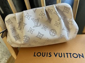 AUTHENTIC LOUIS VUITTON SCALA BAG for Sale in Bonita, CA - OfferUp