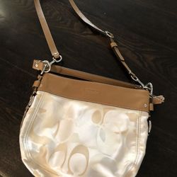 Coach Handbag (AUTHENTIC)