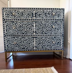 Bone inlay blue and white three drawer cheat