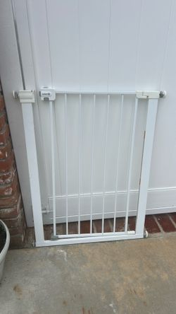 Baby gate