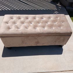 Upholstered Ottoman 