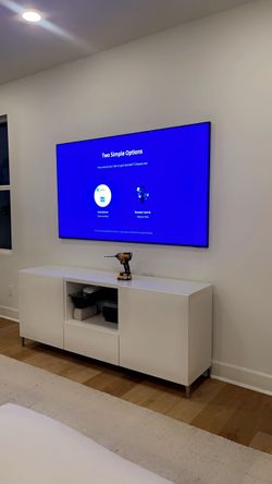 TV Hang