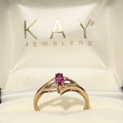 KAY Jewelers  10kt Ring , Necklace, Earring set
