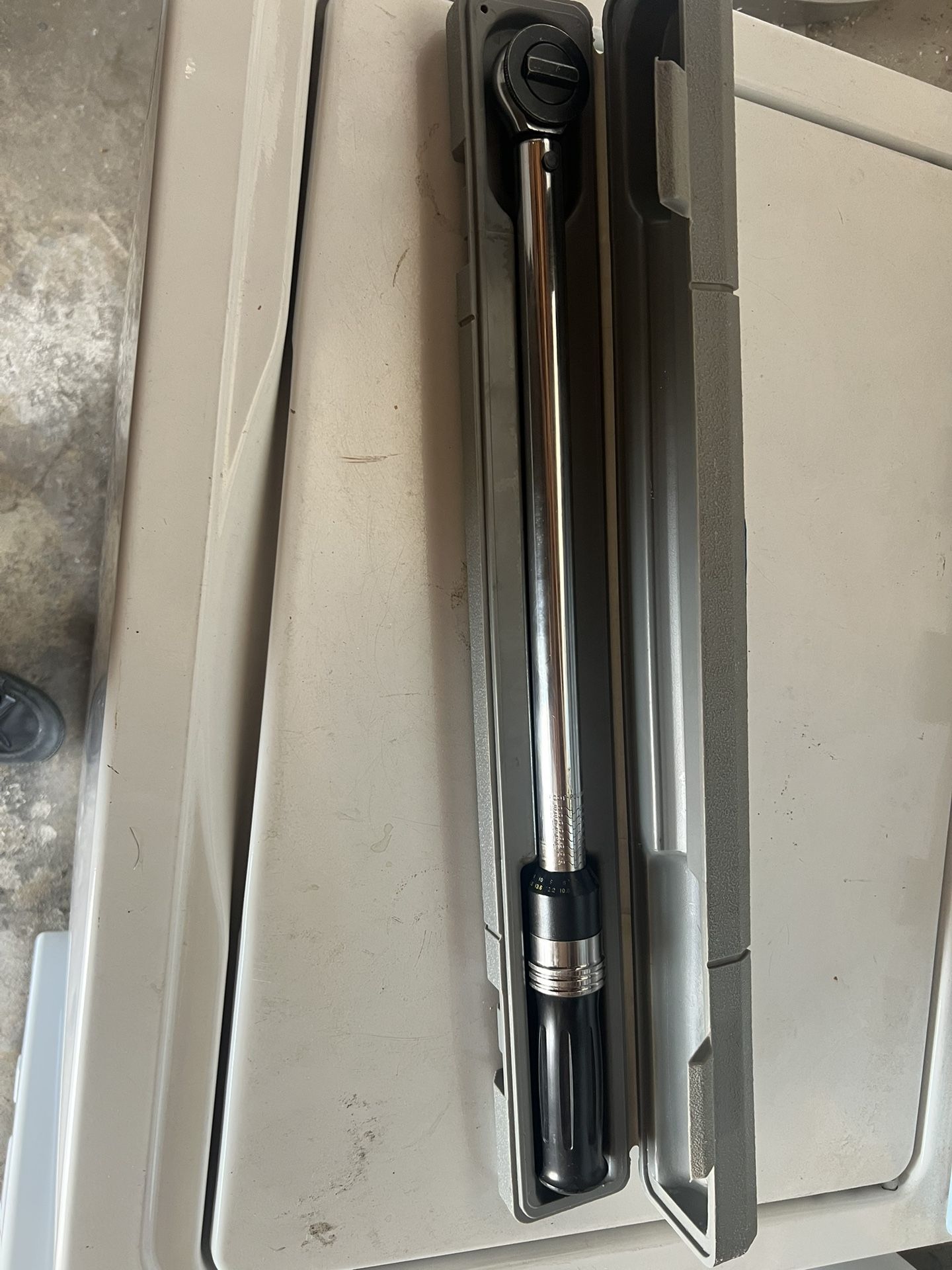 Husky Torque Wrench