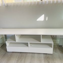 Entertainment Center/ Tv Stand 