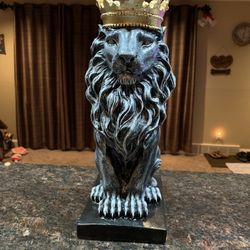 Leo The Lion Statue 