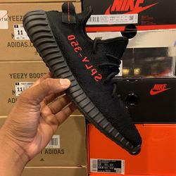 Yeezy 350v2 Bred